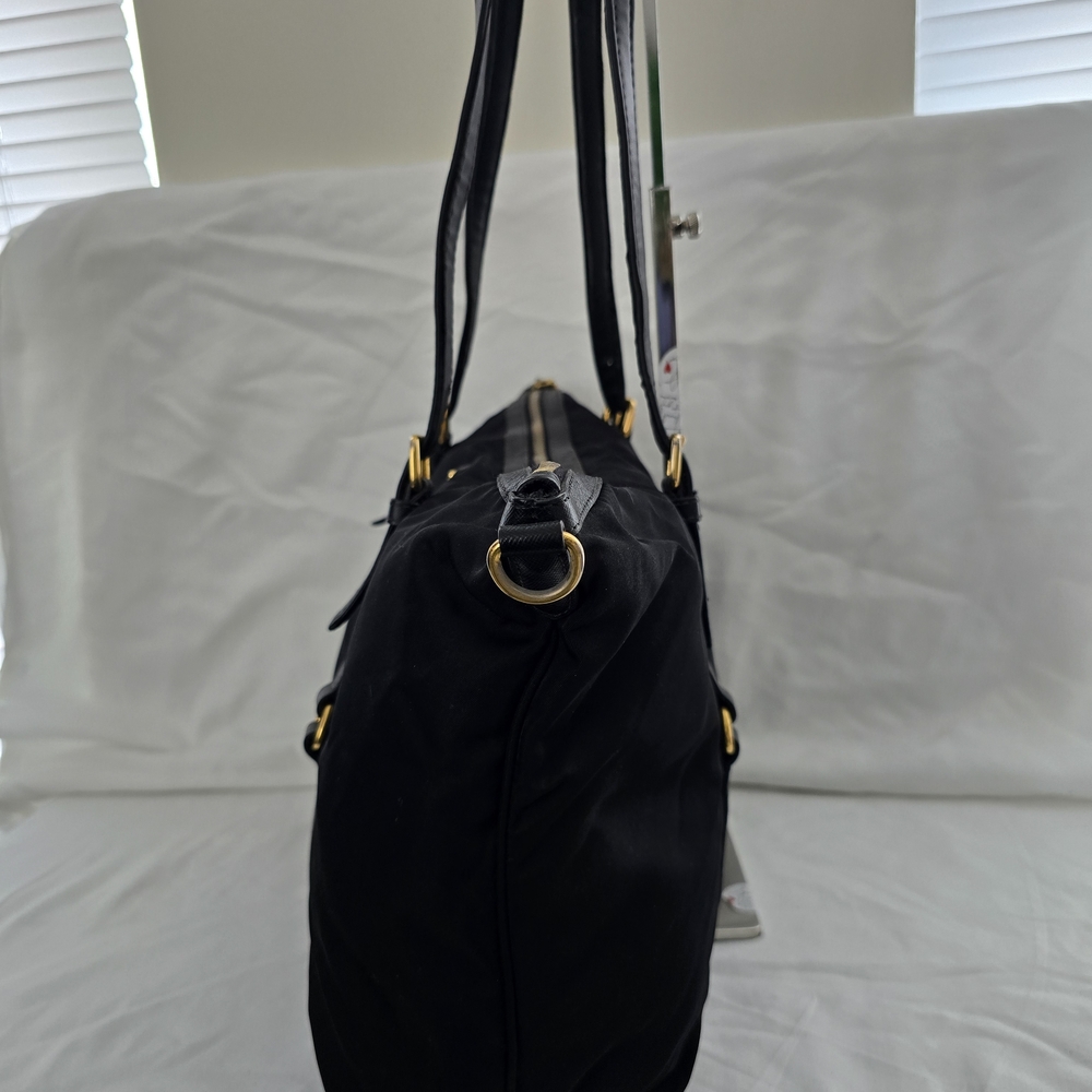 Prada Black Women's Tote Bag - Picture 7 of 11